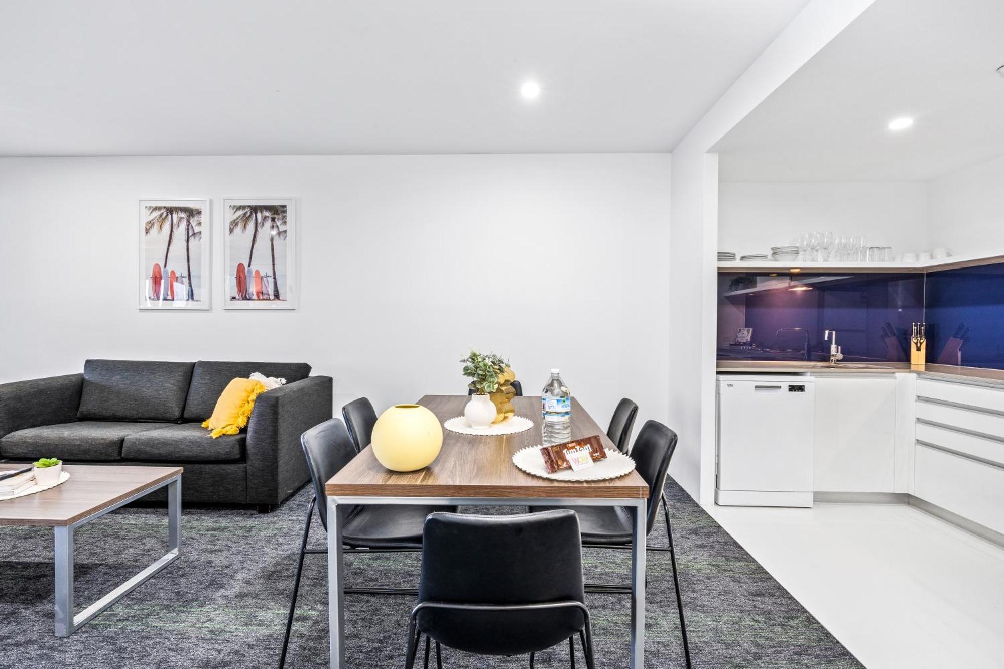 Circle On Cavill - Self Contained & Privately Managed Apartments - Wow Stay Gold Coast Exterior foto