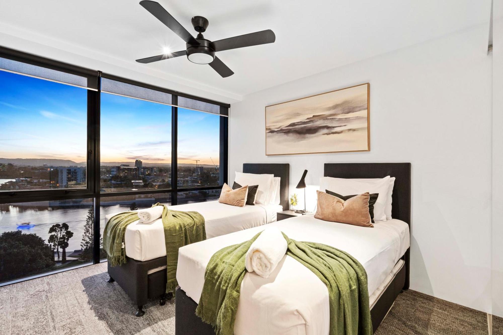 Circle On Cavill - Self Contained & Privately Managed Apartments - Wow Stay Gold Coast Exterior foto