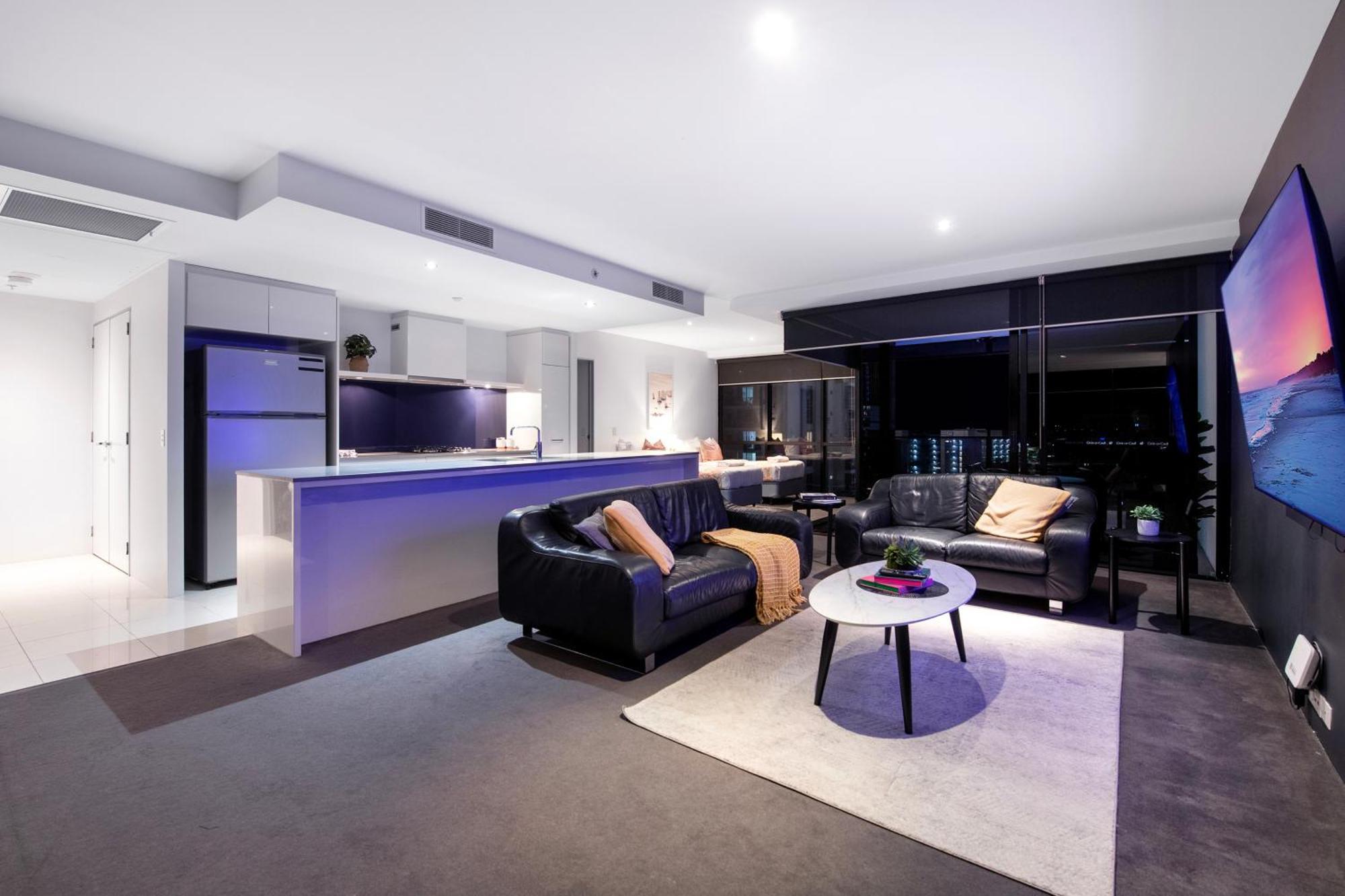 Circle On Cavill - Self Contained & Privately Managed Apartments - Wow Stay Gold Coast Exterior foto